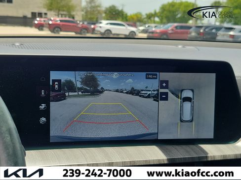 Certified 2025 Kia Telluride SX w/ SX Captain's Chair Package FWD image 28