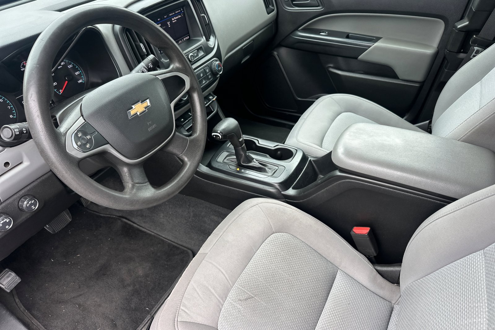 Used 2021 Chevrolet Colorado W/T w/ WT Convenience Package AWD/4WD image 10