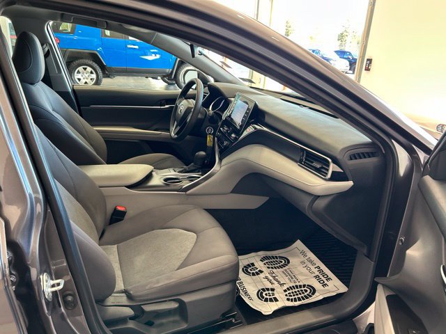 Used 2023 Toyota Camry LE FWD image 9