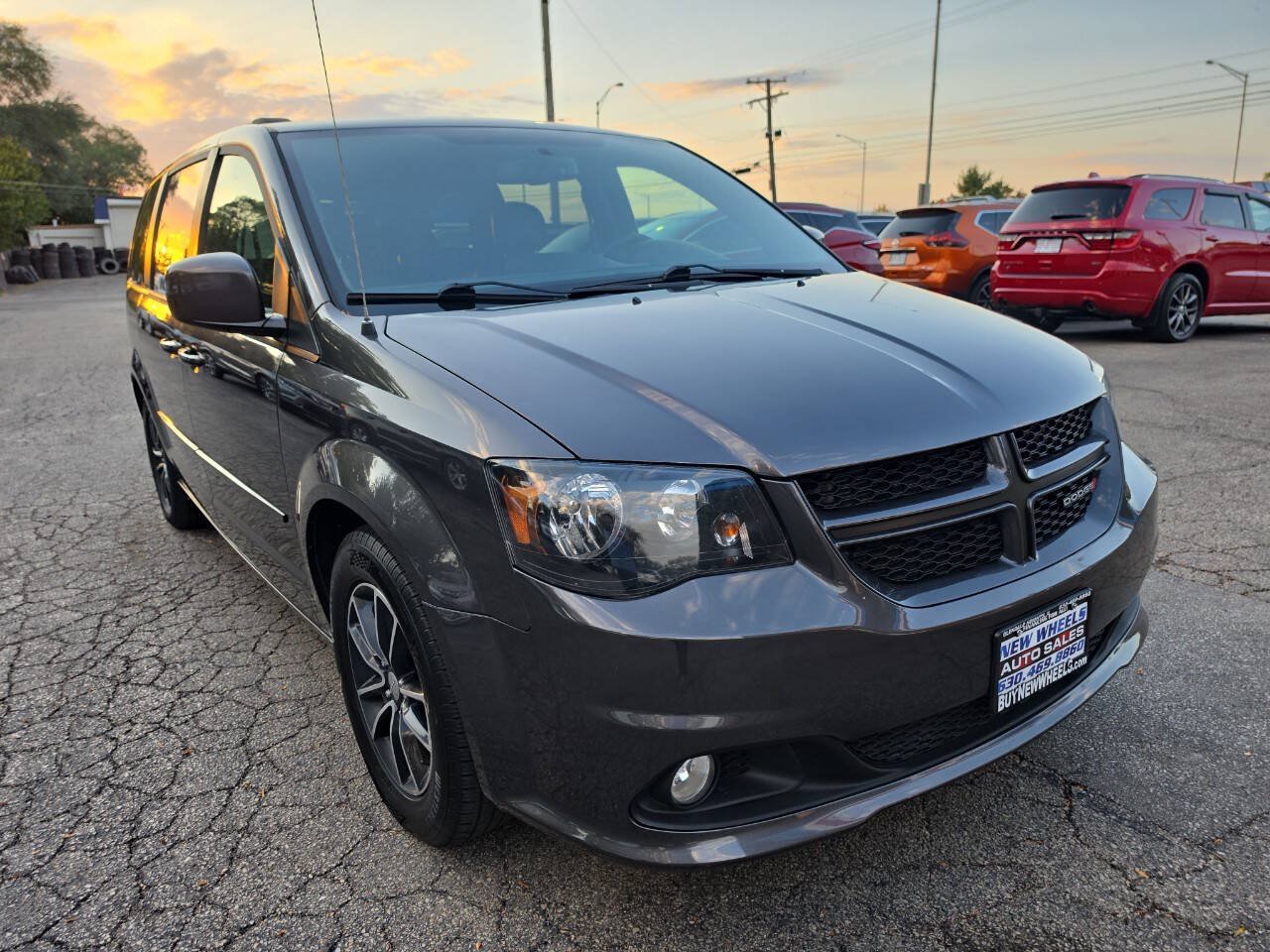 Used 2017 Dodge Grand Caravan GT FWD image 5