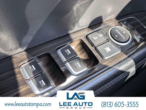 Used 2020 Kia Sorento LX FWD image 21