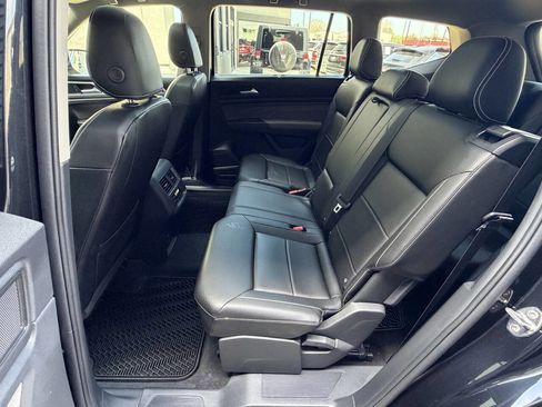 Used 2023 Volkswagen Atlas SEL image 18