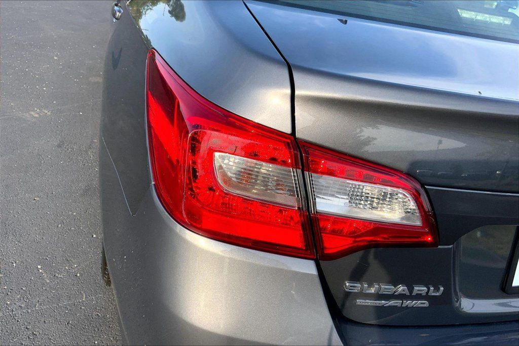 Used 2018 Subaru Legacy 2.5i Premium w/ Eyesight & BSD & Rcta & HBA AWD/4WD image 33