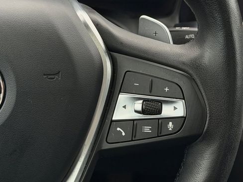 Used 2022 BMW 330i xDrive Sedan w/ Premium Package image 17