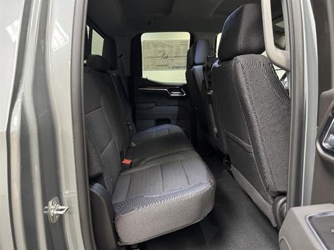 New 2026 GMC Sierra 1500 SLE w/ X31 Off-Road Package AWD/4WD image 13