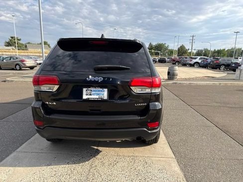 Used 2020 Jeep Grand Cherokee Laredo AWD/4WD image 6