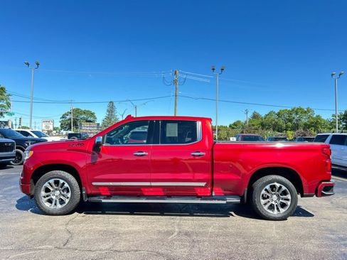 Used 2024 Chevrolet Silverado 1500 High Country w/ Technology Package AWD/4WD image 5