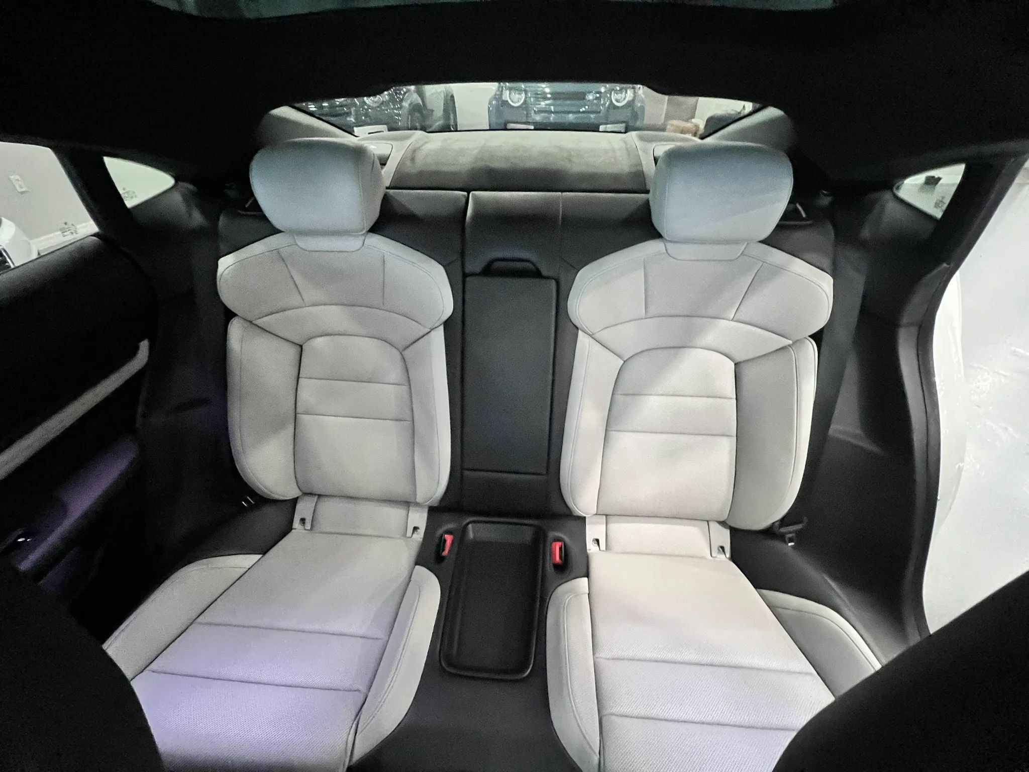 Used 2020 Porsche Taycan Turbo AWD/4WD image 11