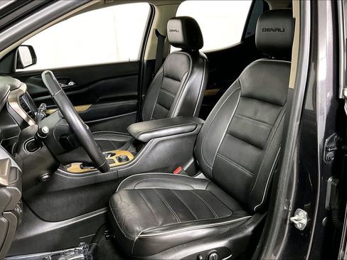 Used 2019 GMC Acadia Denali w/ Technology Package image 25