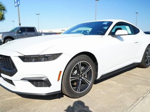 New 2025 Ford Mustang Coupe image 4