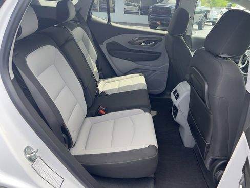 Used 2024 GMC Terrain SLE image 14