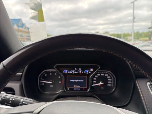 Used 2021 GMC Yukon AT4 AWD/4WD image 30