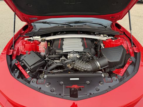 Used 2023 Chevrolet Camaro SS RWD image 36