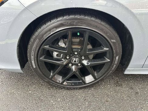 Used 2025 Honda Civic Sport image 7