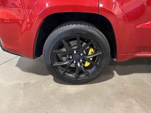 Used 2018 Jeep Grand Cherokee Trackhawk AWD/4WD image 56
