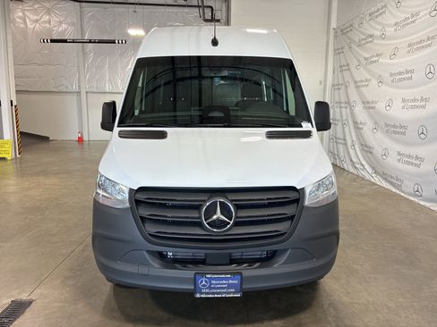 New 2025 Mercedes-Benz Sprinter 2500 image 2