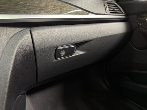 Used 2014 BMW 328i xDrive Sedan image 24