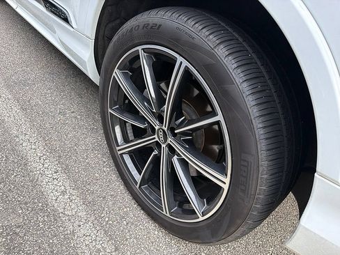 Used 2020 Audi Q7 3.0T Prestige AWD/4WD image 7