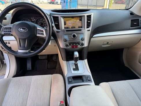 Used 2014 Subaru Outback 2.5i Premium AWD/4WD image 35