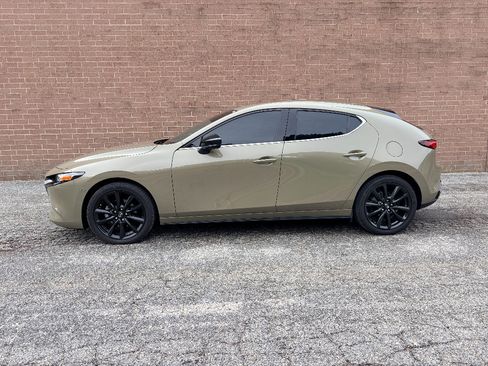 Used 2024 MAZDA MAZDA3 s AWD/4WD image 3