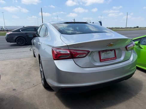Used 2022 Chevrolet Malibu LT FWD image 20