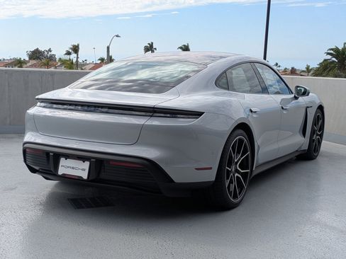 New 2025 Porsche Taycan image 9