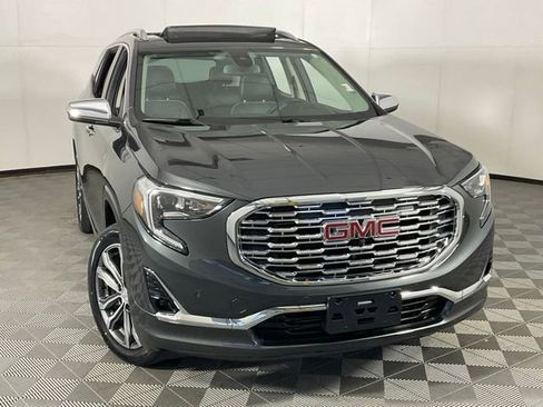 Used 2018 GMC Terrain Denali w/ Advanced Safety Package AWD/4WD image 45
