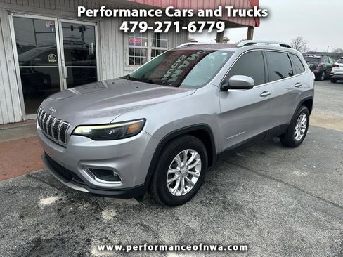 Used 2019 Jeep Cherokee Limited image 1
