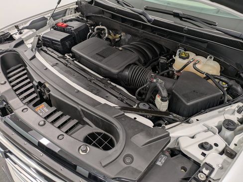 Used 2022 Cadillac Escalade Premium Luxury Platinum image 31