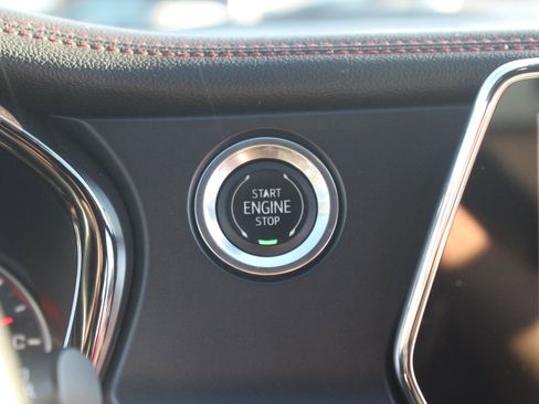 Used 2020 Chevrolet Blazer RS image 29