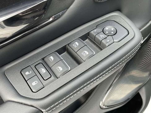 Used 2025 RAM 1500 Limited w/ Body Color Bumper Group image 16