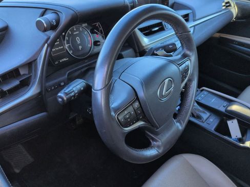 Used 2019 Lexus ES 350 image 10