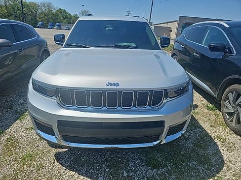 Used 2021 Jeep Grand Cherokee L Limited image 2