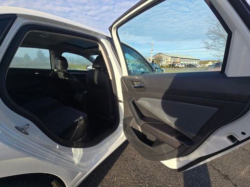 New 2026 Volkswagen Jetta SE image 13