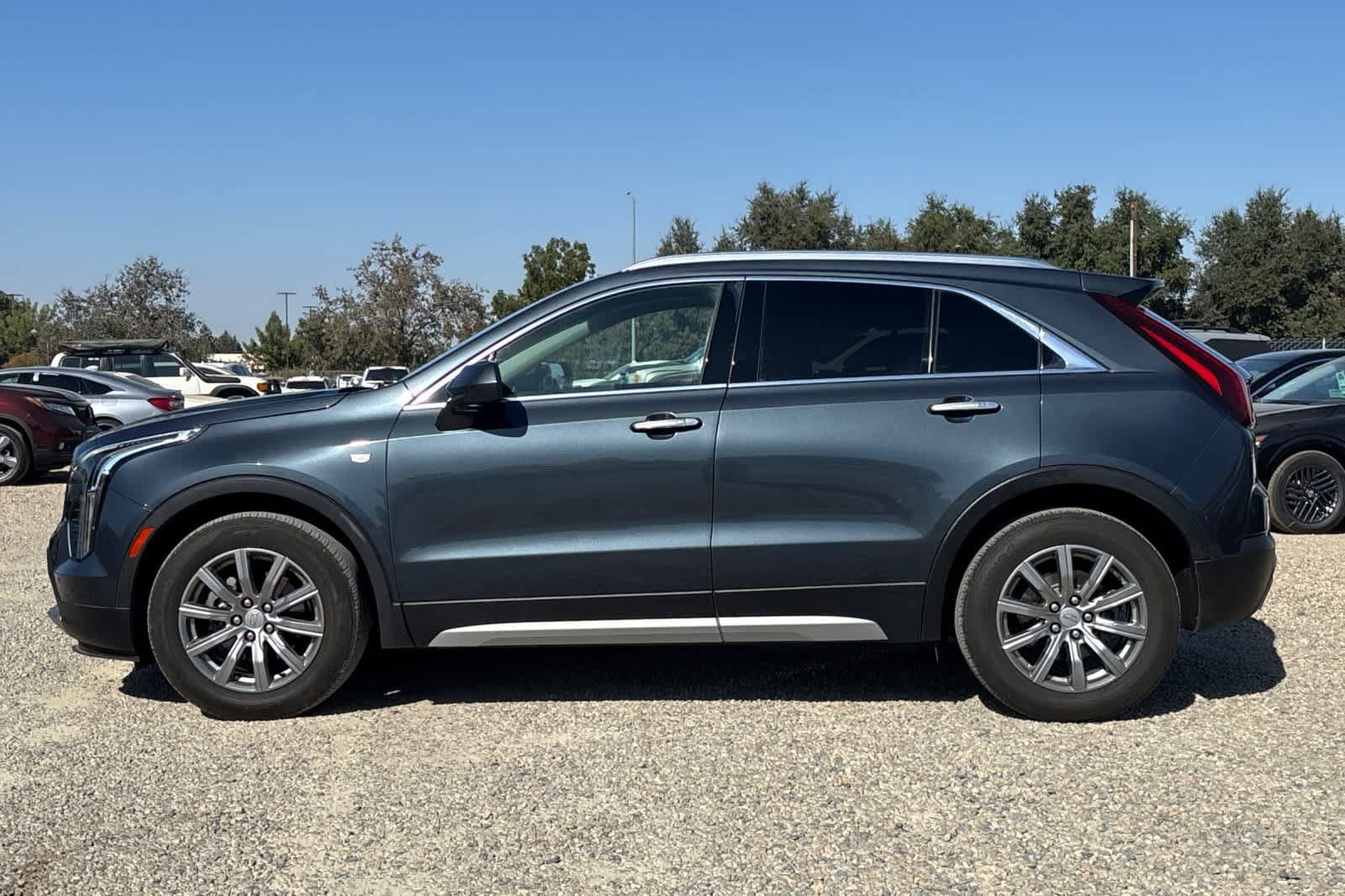 Used 2019 Cadillac XT4 Premium Luxury FWD image 5