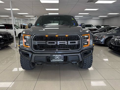Used 2018 Ford F150 Raptor w/ Equipment Group 802A Luxury image 4