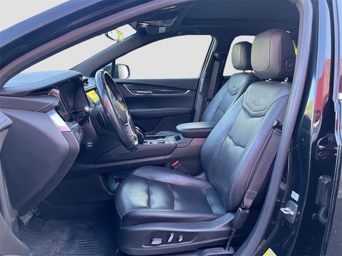 Used 2020 Cadillac XT5 Premium Luxury image 21
