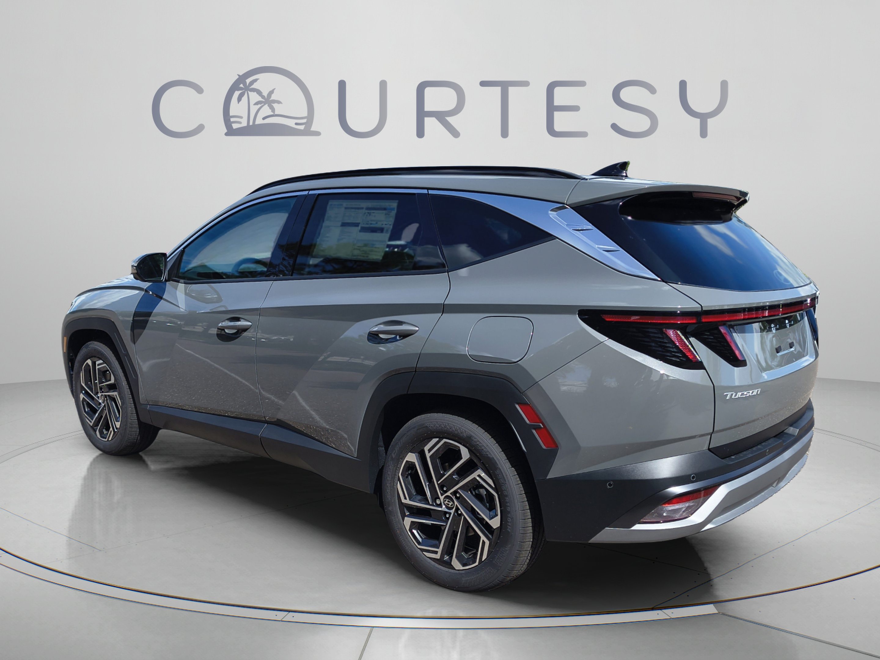 New 2026 Hyundai Tucson Limited FWD image 3