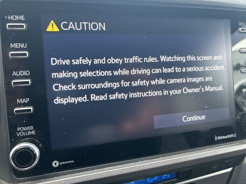 Used 2023 Toyota Tacoma TRD Sport image 9