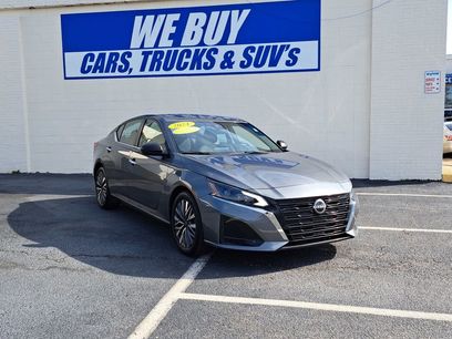 Used 2024 Nissan Altima 2.5 SV