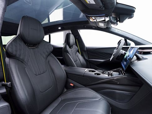 Used 2025 Lotus Eletre image 66