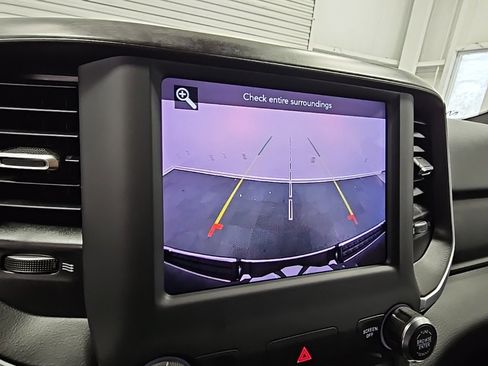 Used 2021 RAM 1500 Big Horn image 16