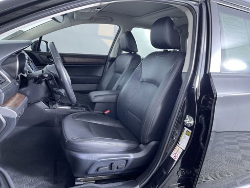Used 2017 Subaru Outback 3.6R Limited image 14