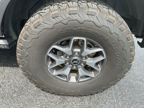 Used 2022 Ford Bronco Badlands AWD/4WD image 5