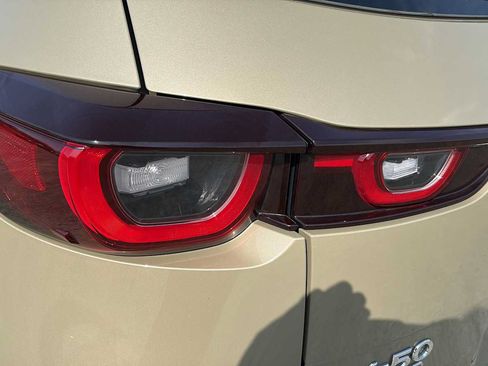 Used 2024 MAZDA CX-50 AWD 2.5 Turbo image 10