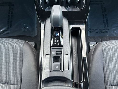 Used 2025 Toyota Prius LE image 37