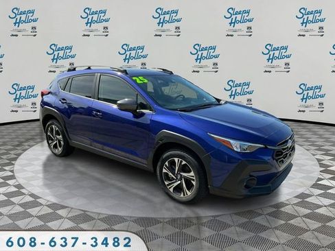 Used 2025 Subaru Crosstrek 2.0i Premium AWD/4WD image 3