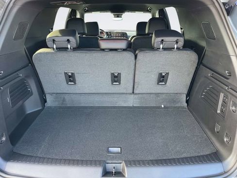 New 2026 Chevrolet Traverse RS image 12