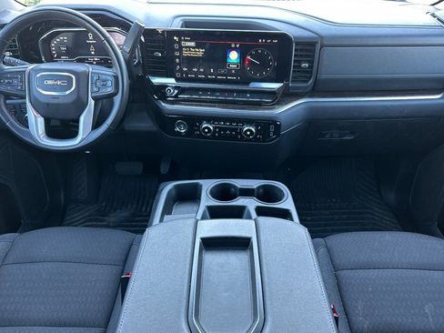 Used 2024 GMC Sierra 1500 Elevation image 15