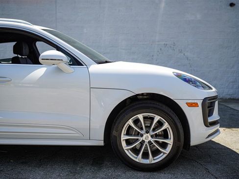 Used 2022 Porsche Macan image 17